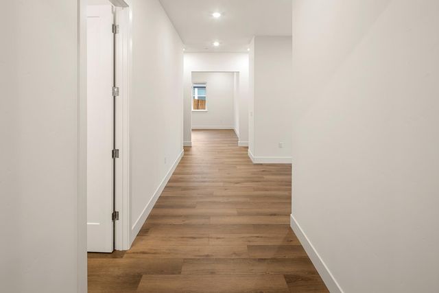 446 Canyon Creek Dr, Auburn, CA 95603