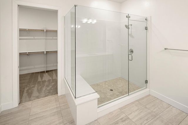 446 Canyon Creek Dr, Auburn, CA 95603