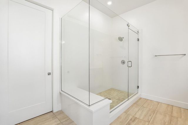 446 Canyon Creek Dr, Auburn, CA 95603
