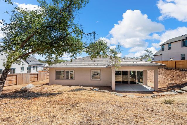 446 Canyon Creek Dr, Auburn, CA 95603