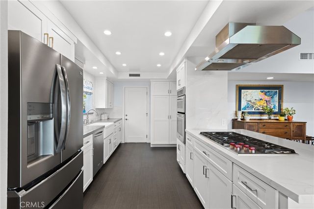 6022 Pat, Woodland Hills, CA 91367