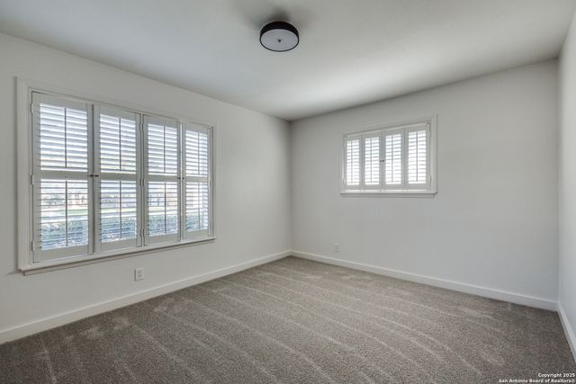 10019 Astronaut Dr, San Antonio, TX 78217