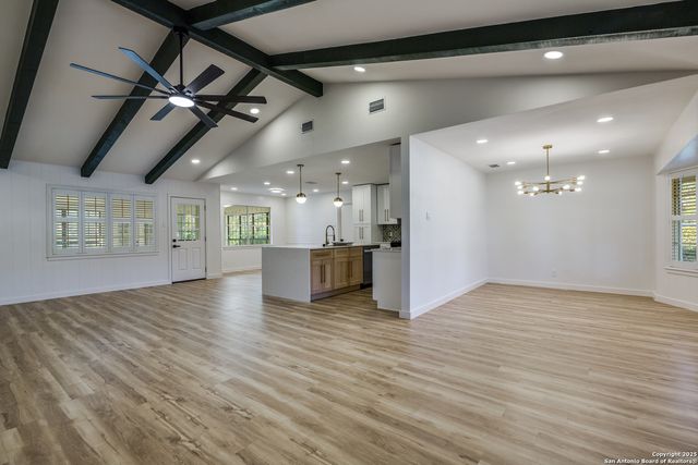 10019 Astronaut Dr, San Antonio, TX 78217