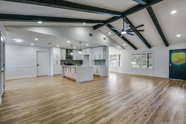 10019 Astronaut Dr, San Antonio, TX 78217