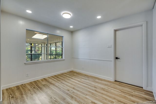 10019 Astronaut Dr, San Antonio, TX 78217