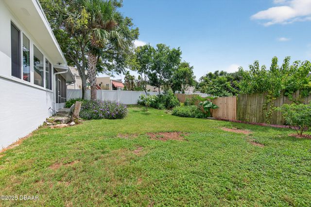 18 Bridgeport Road, Daytona Beach, FL 32118