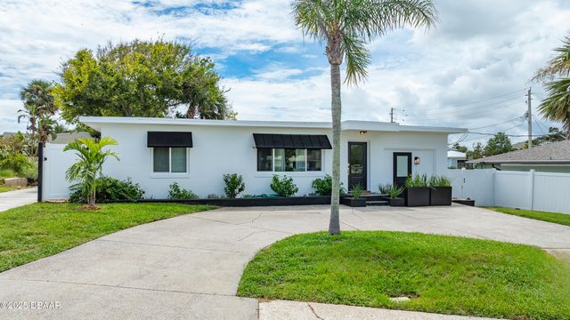 18 Bridgeport Road, Daytona Beach, FL 32118
