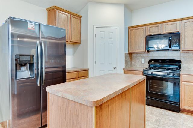 16014 Hidden Crest Drive, Houston, TX 77049