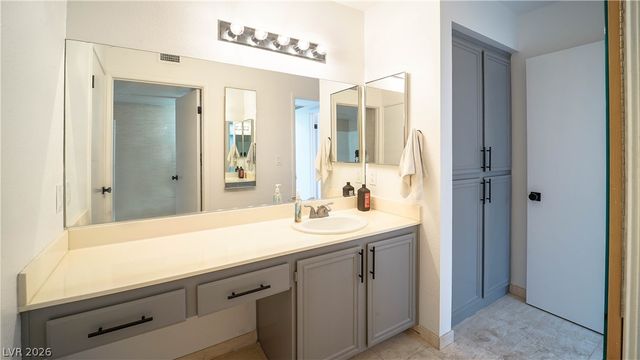 8070 West Russell Road 1099, Las Vegas, NV 89113