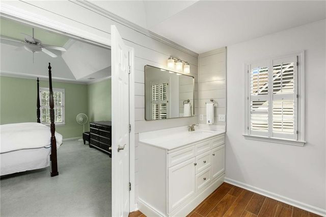 1028 Longwood Drive, Woodstock, GA 30189