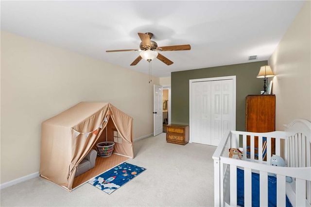 1028 Longwood Drive, Woodstock, GA 30189