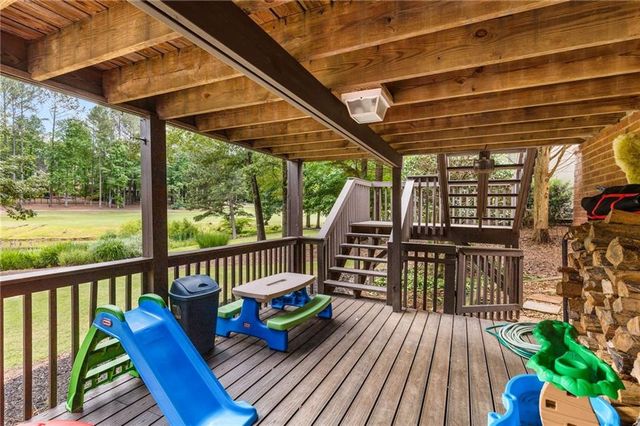 1028 Longwood Drive, Woodstock, GA 30189