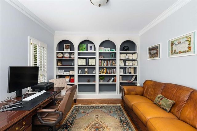 1028 Longwood Drive, Woodstock, GA 30189