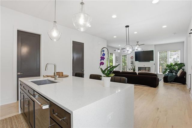 1171 State Street NW B, Atlanta, GA 30318