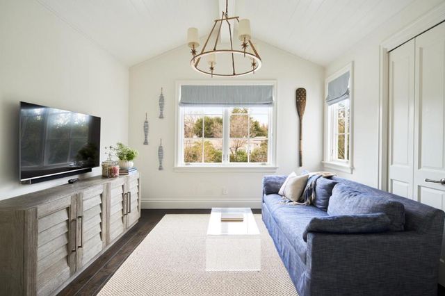 420 Magdalena Avenue, Los Altos Hills, CA 94024