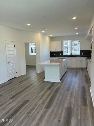 2862 Via Descanso, Camarillo, CA 93012