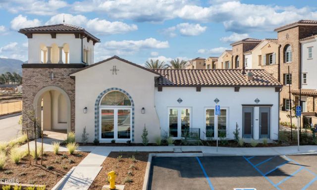 2862 Via Descanso, Camarillo, CA 93012