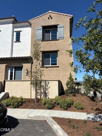 2862 Via Descanso, Camarillo, CA 93012