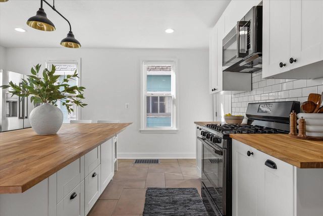 2742 S Greeley STREET, Milwaukee, WI 53207
