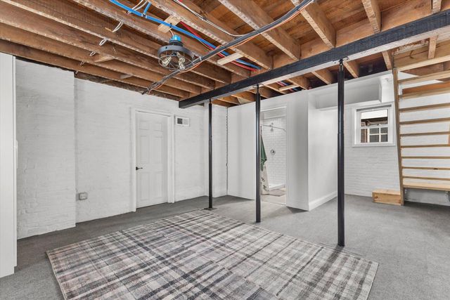 2742 S Greeley STREET, Milwaukee, WI 53207