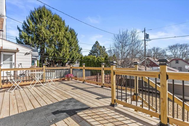 2742 S Greeley STREET, Milwaukee, WI 53207