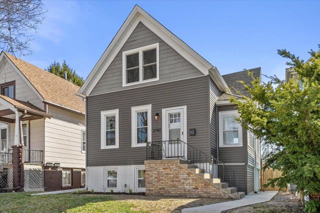 2742 S Greeley STREET, Milwaukee, WI 53207