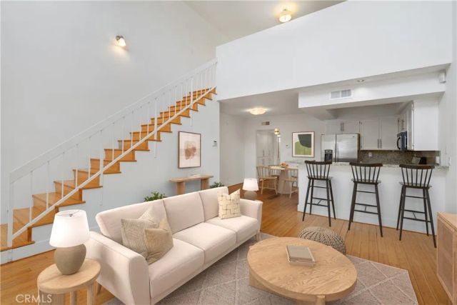 1825 Selby 205, Los Angeles, CA 90025