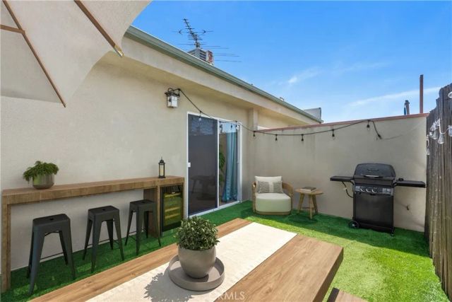1825 Selby 205, Los Angeles, CA 90025