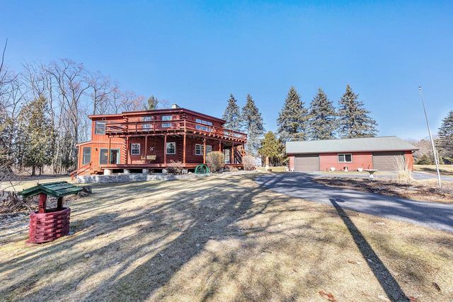 11732 LAKESHORE ROAD, Two Rivers, WI 54241