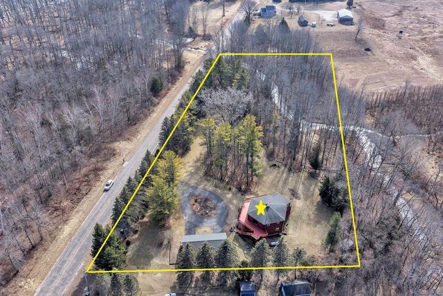 11732 LAKESHORE ROAD, Two Rivers, WI 54241