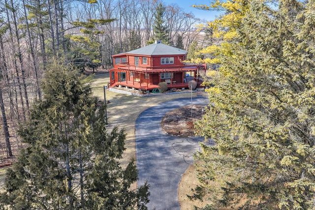 11732 LAKESHORE ROAD, Two Rivers, WI 54241