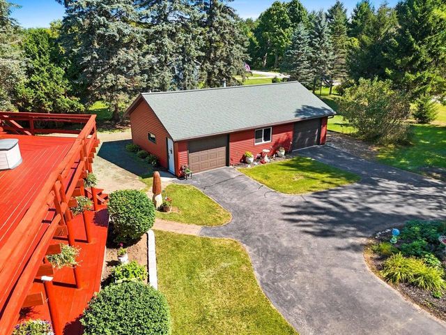 11732 LAKESHORE ROAD, Two Rivers, WI 54241