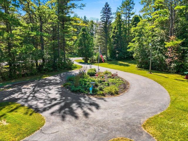 11732 LAKESHORE ROAD, Two Rivers, WI 54241