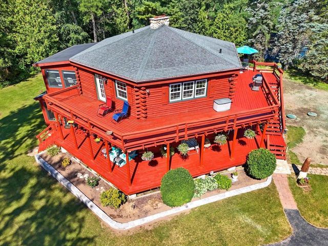 11732 LAKESHORE ROAD, Two Rivers, WI 54241