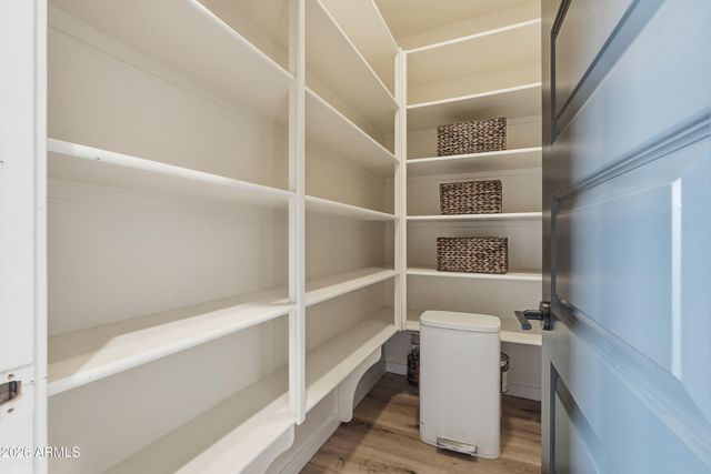 2830 E PEARL Street, Mesa, AZ 85213