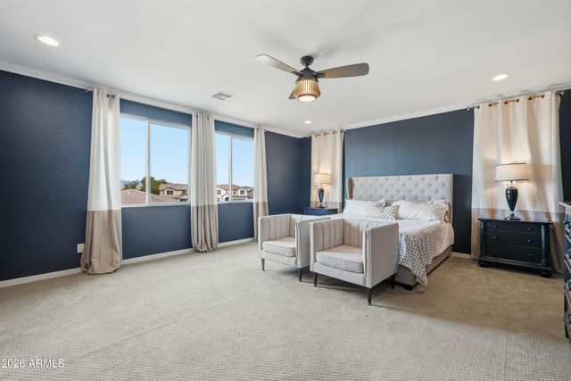 2830 E PEARL Street, Mesa, AZ 85213