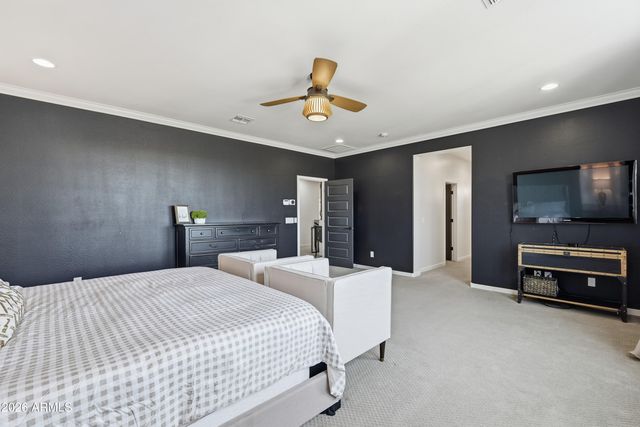 2830 E PEARL Street, Mesa, AZ 85213