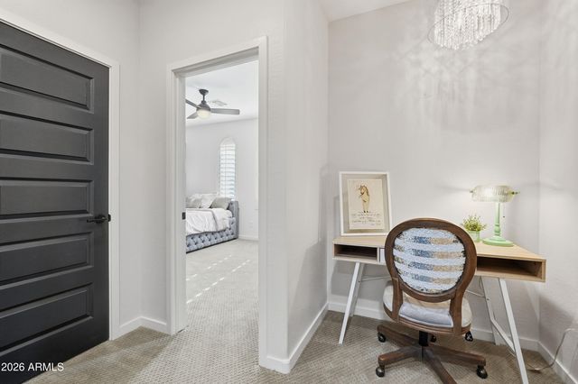 2830 E PEARL Street, Mesa, AZ 85213