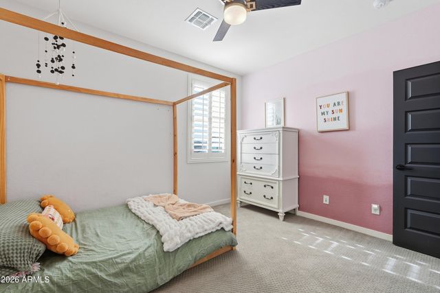 2830 E PEARL Street, Mesa, AZ 85213