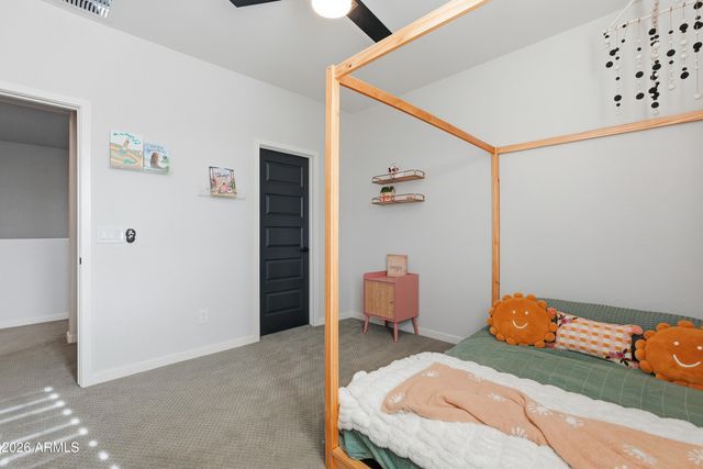 2830 E PEARL Street, Mesa, AZ 85213