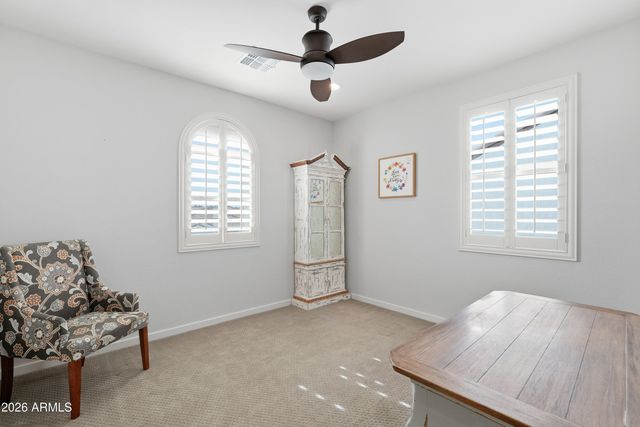 2830 E PEARL Street, Mesa, AZ 85213