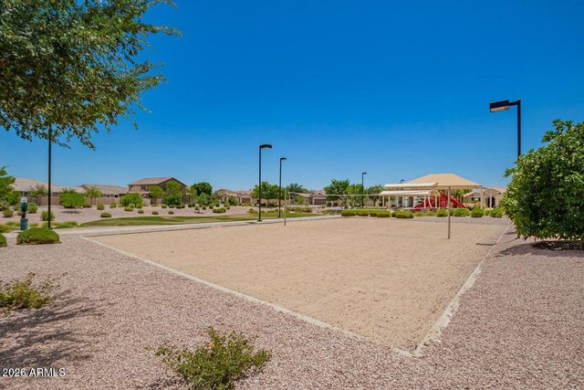 2830 E PEARL Street, Mesa, AZ 85213