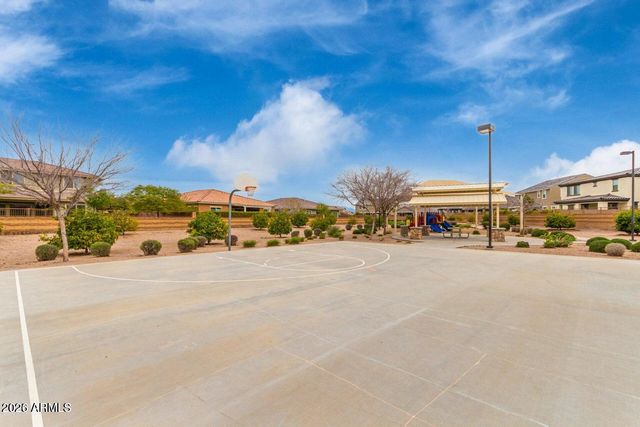 2830 E PEARL Street, Mesa, AZ 85213