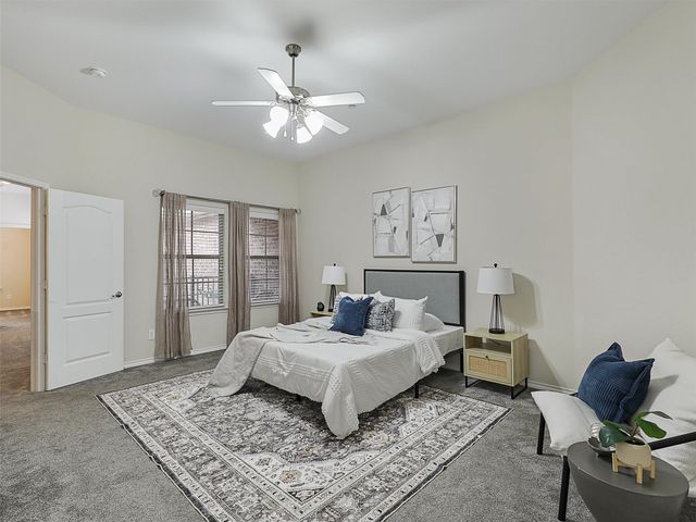 5582 Grosseto Drive, Frisco, TX 75034