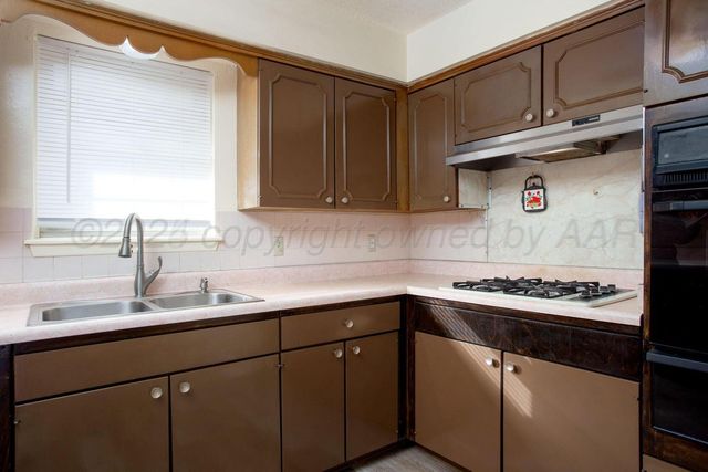 602 ARNOLD Place, Amarillo, TX 79107