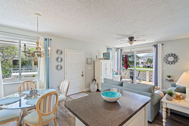 353 S Us Hwy 1 A8, Jupiter, FL 33477