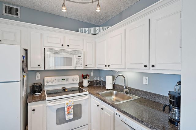 353 S Us Hwy 1 A8, Jupiter, FL 33477