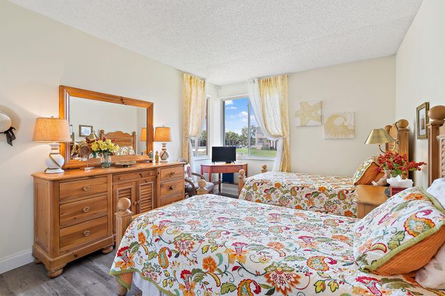 353 S Us Hwy 1 A8, Jupiter, FL 33477