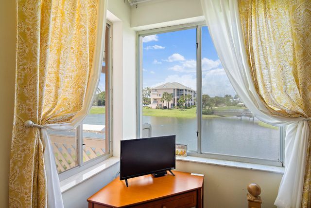 353 S Us Hwy 1 A8, Jupiter, FL 33477