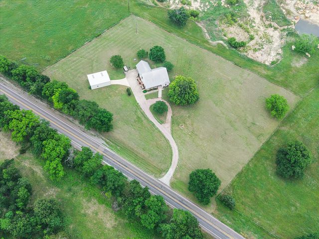 4070 Fm 2452, Corsicana, TX 75110